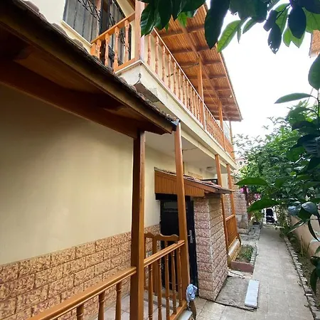 Tripleks Yazlik 4 Ozdere