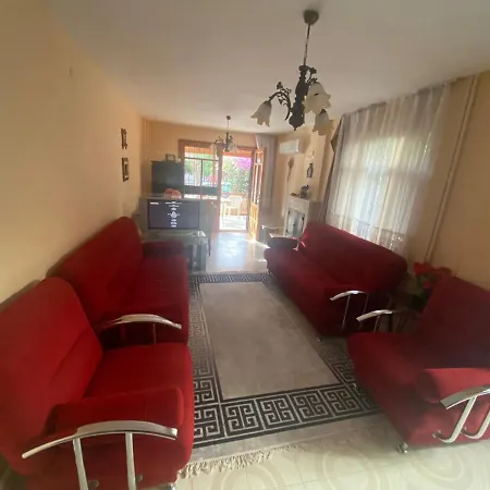 Βίλα Tripleks Yazlik 4 *
