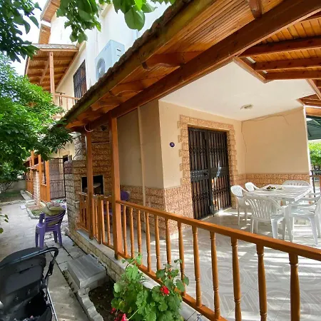Tripleks Yazlik 4 Villa